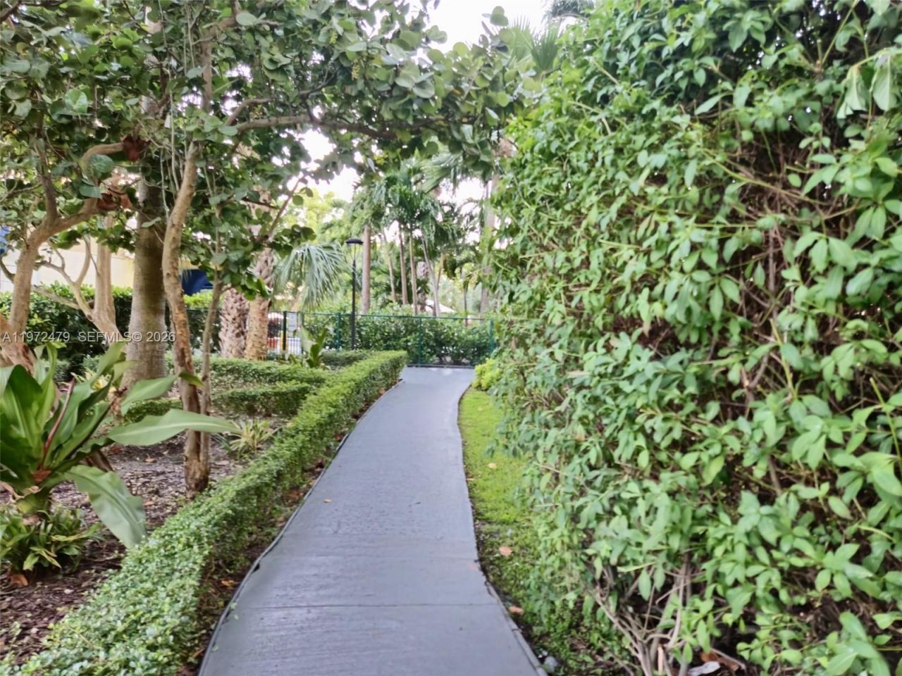 4550 NW 9th St , Unit 704E, Miami, FL 33126 Photo