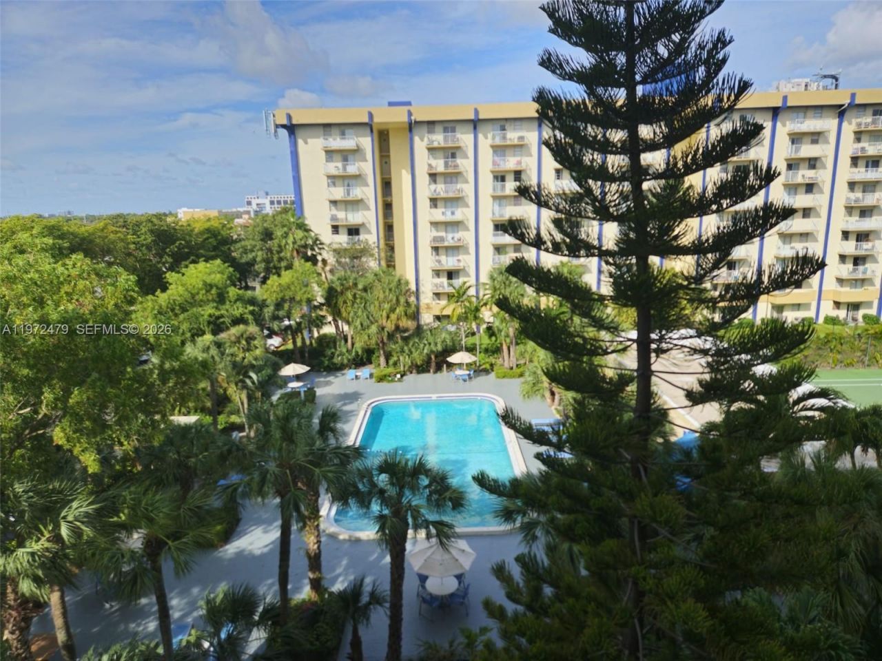 4550 NW 9th St , Unit 704E, Miami, FL 33126 Photo