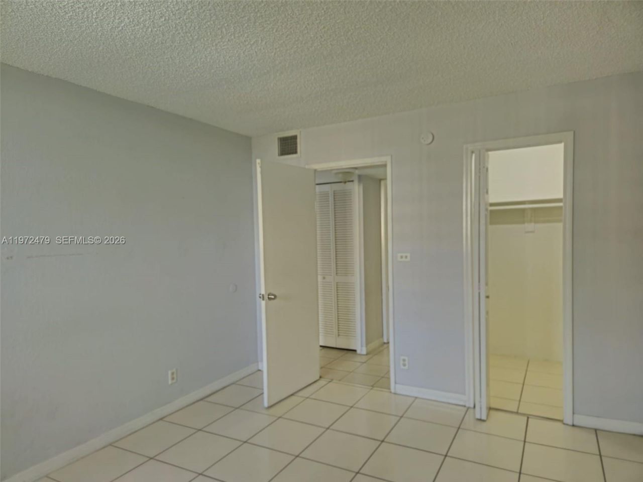 4550 NW 9th St , Unit 704E, Miami, FL 33126 Photo