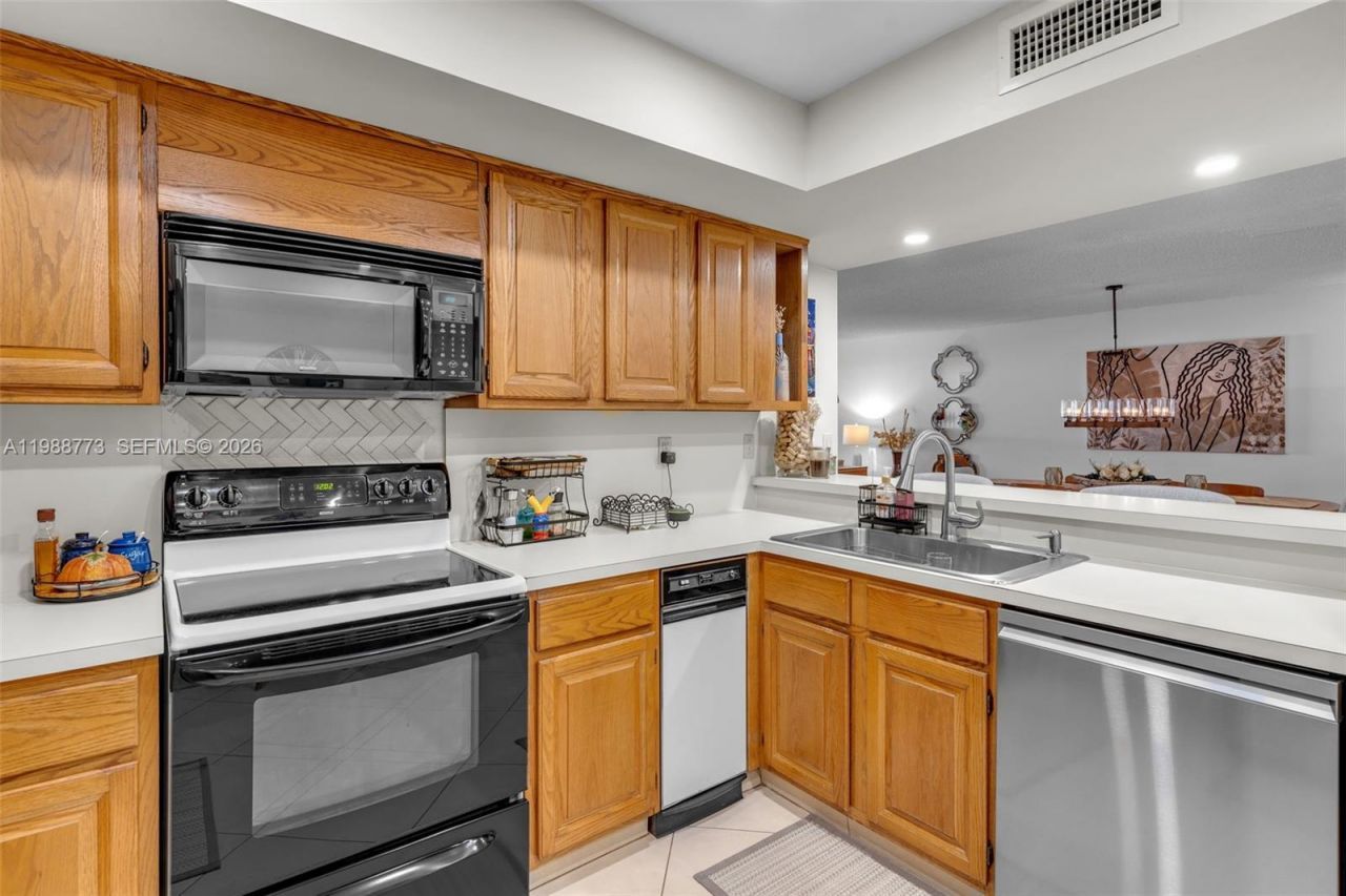 11378 SW 84th Ln , Miami, FL 33173 Photo