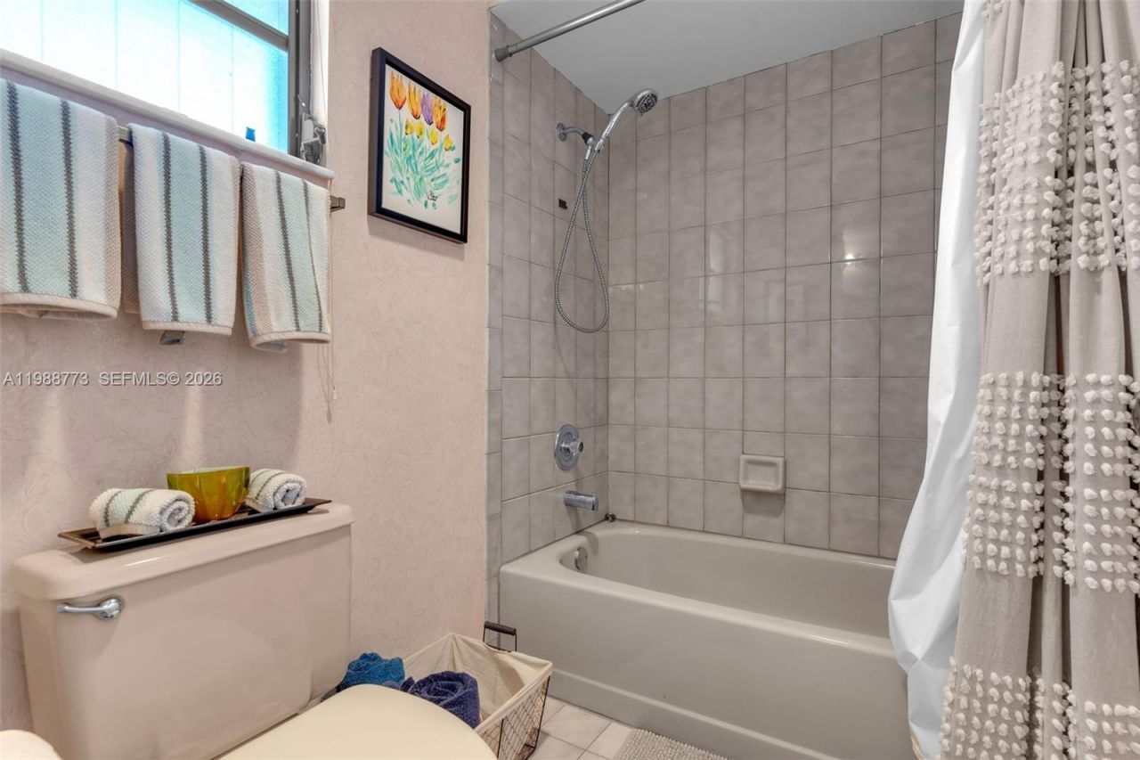 11378 SW 84th Ln , Miami, FL 33173 Photo