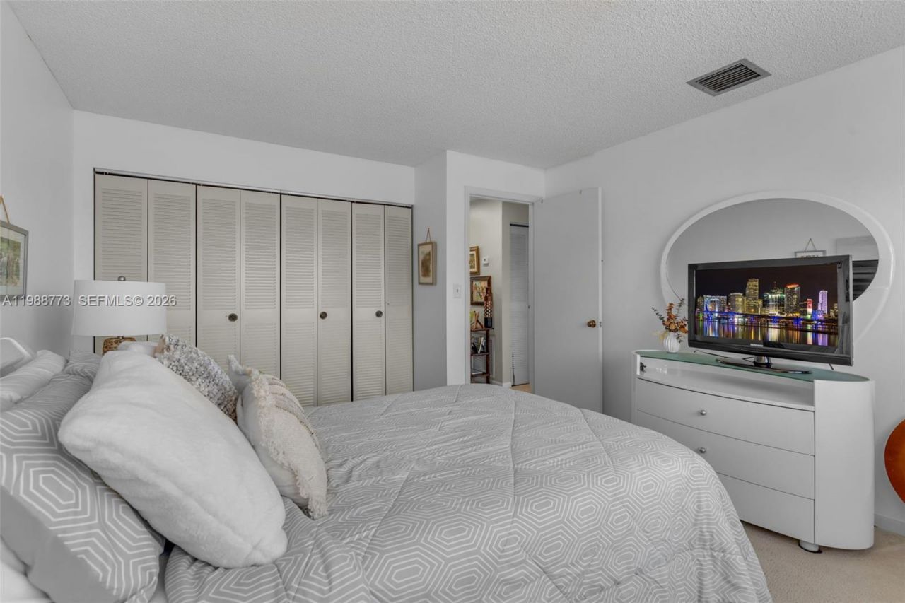 11378 SW 84th Ln , Miami, FL 33173 Photo