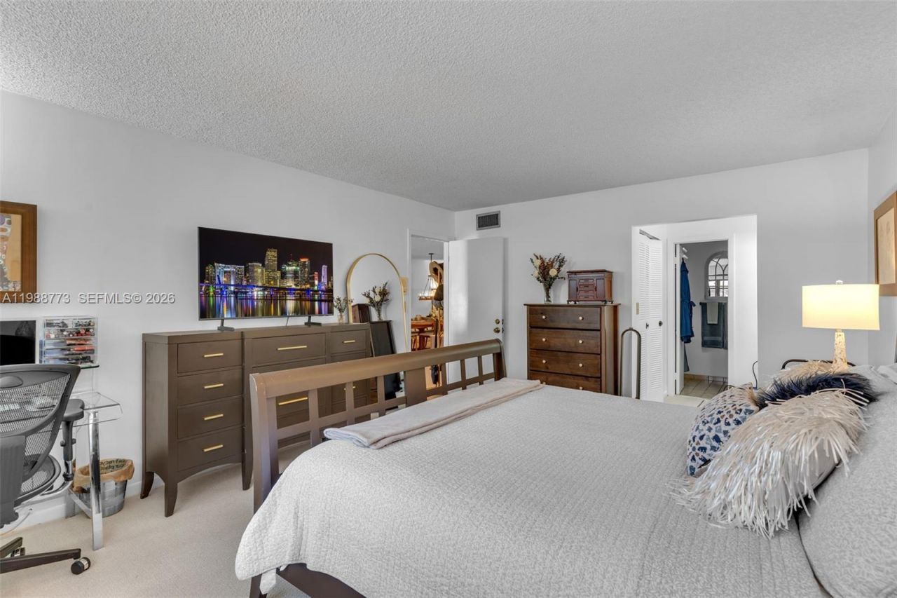 11378 SW 84th Ln , Miami, FL 33173 Photo