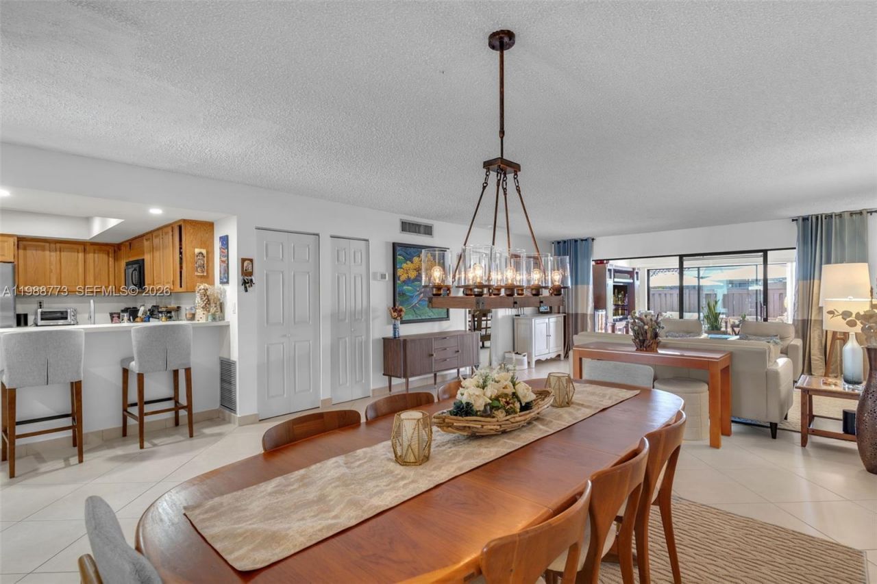 11378 SW 84th Ln , Miami, FL 33173 Photo