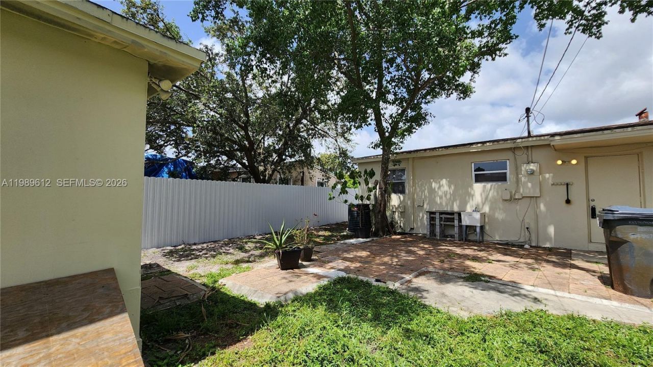 841 N 69th Ter, Unit 841, Hollywood, FL 33024 Photo