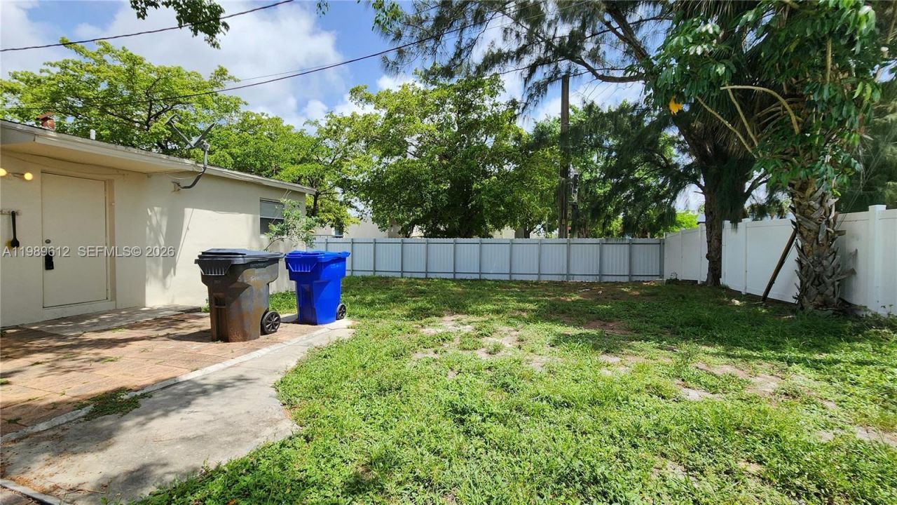 841 N 69th Ter, Unit 841, Hollywood, FL 33024 Photo