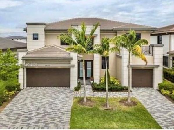 10545 S Lago Vista Circle , Parkland, FL 33076