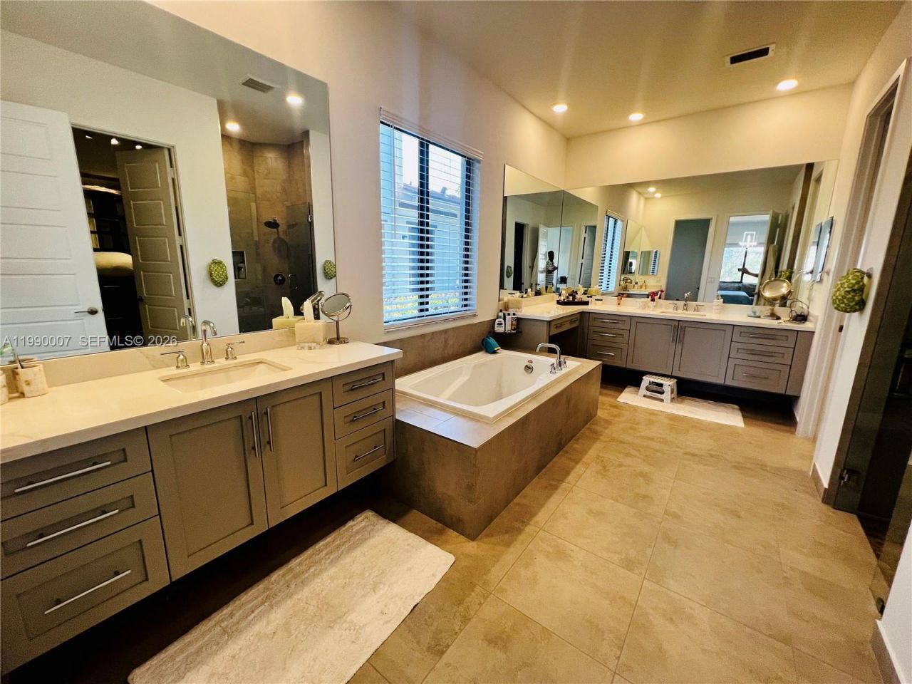 10545 S Lago Vista Circle , Parkland, FL 33076 Photo