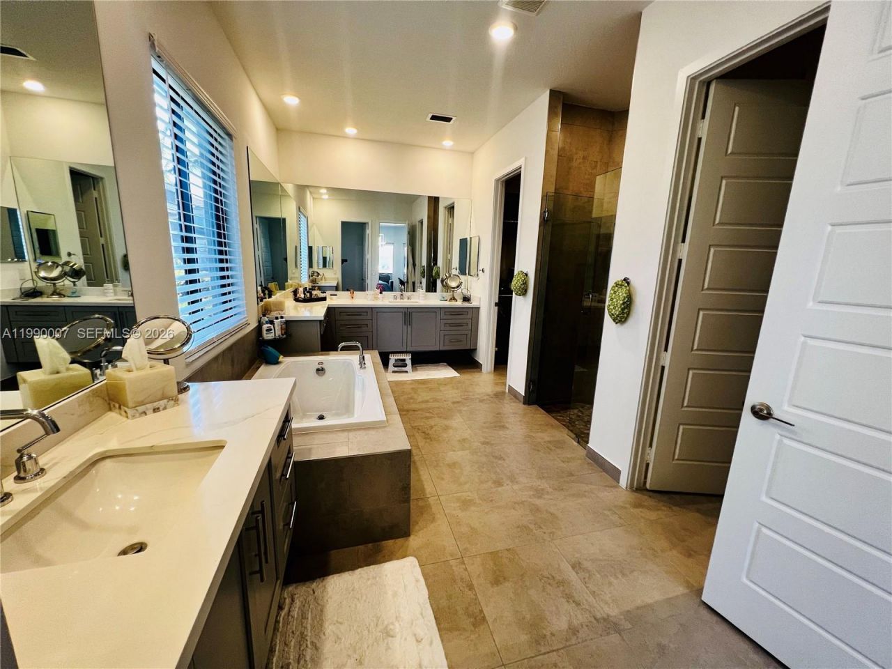 10545 S Lago Vista Circle , Parkland, FL 33076 Photo