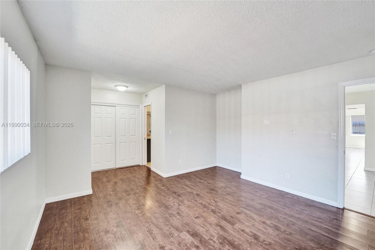 4460 NW 43rd St, Lauderdale Lakes, FL 33319 Photo