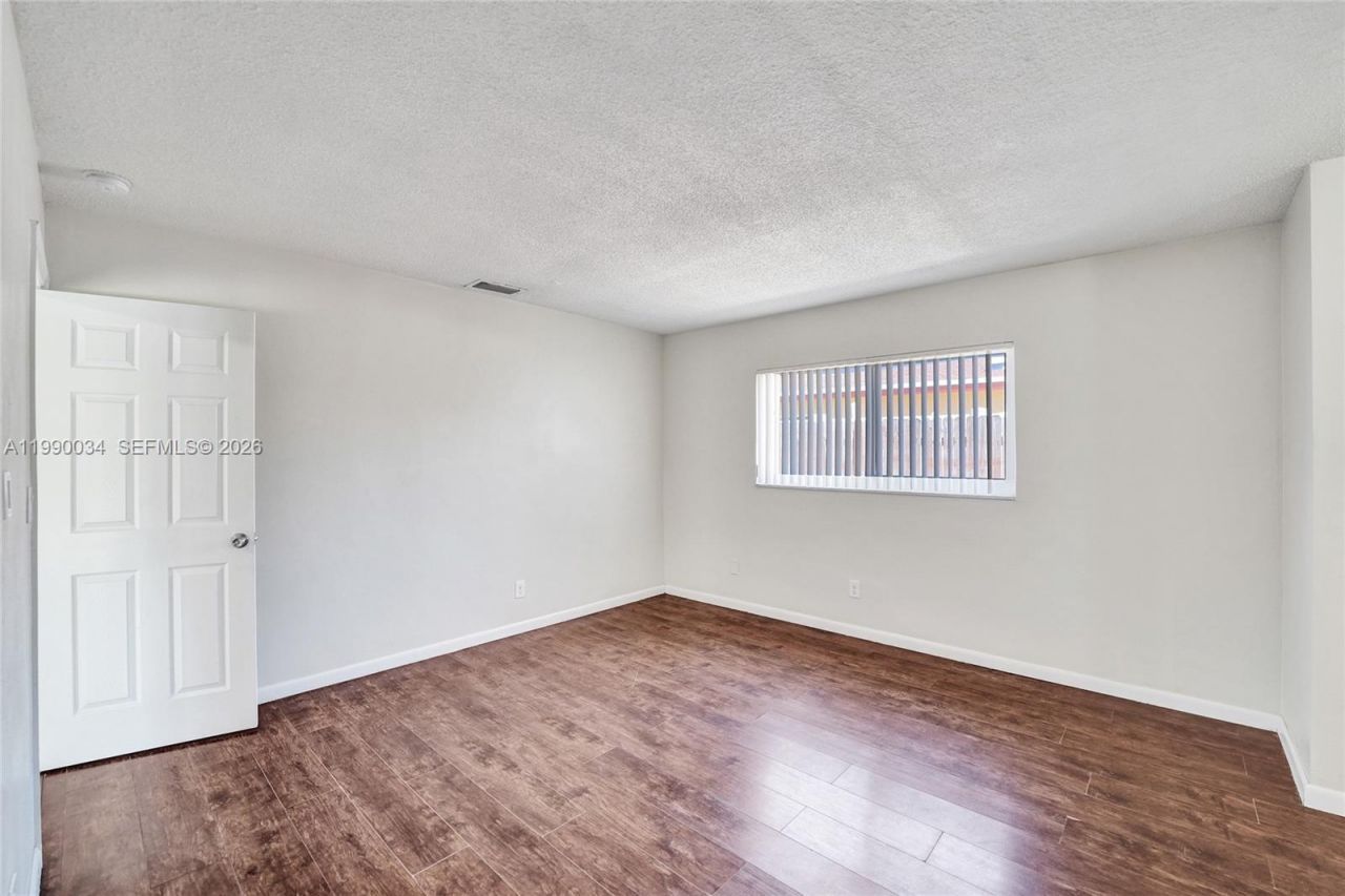 4460 NW 43rd St, Lauderdale Lakes, FL 33319 Photo