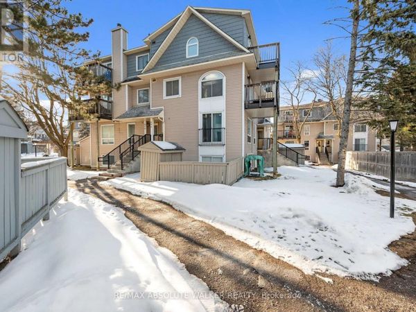 606 Tanguay Court , Ottawa, ON K2L3X3