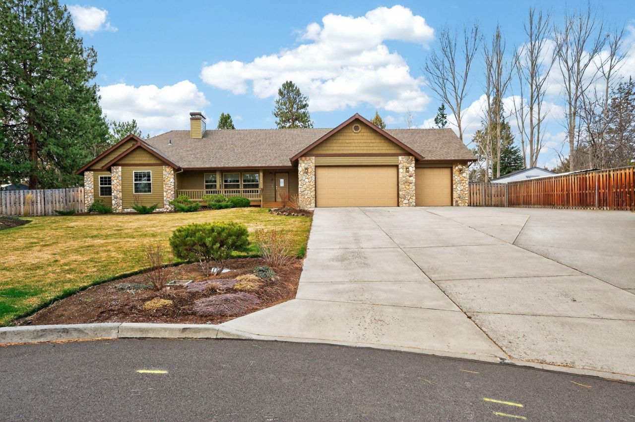 21181 Cultus Mountain Court, Bend, OR 97702 Main Photo