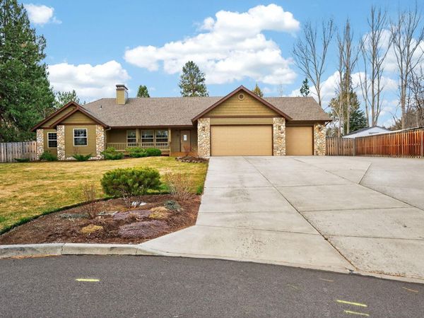 21181 Cultus Mountain Court, Bend, OR 97702