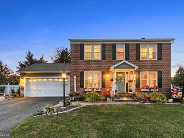 10 OLD FARM LANE, NEW FREEDOM, PA 17349