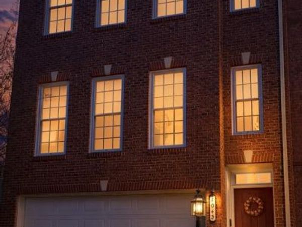 1043 HOTCHKISS PLACE, FREDERICKSBURG, VA 22401