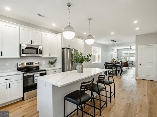 523 GROVE STREET, BRIDGEPORT, PA 19405