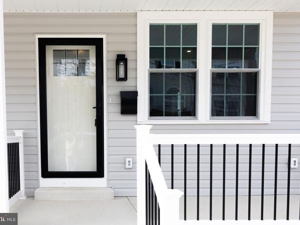 523 GROVE STREET, BRIDGEPORT, PA 19405