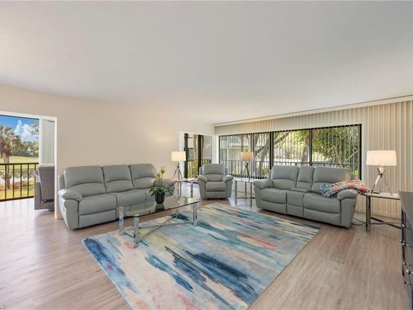 425 Wildwood LN , NAPLES, FL 34105