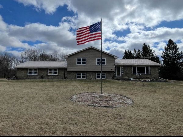 N2349 Overgaard Road, Elroy, WI 53929