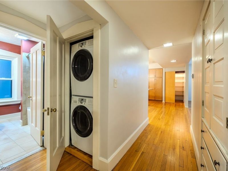 2472 Overlook Road, Cleveland Heights, OH 44106 Photo 12