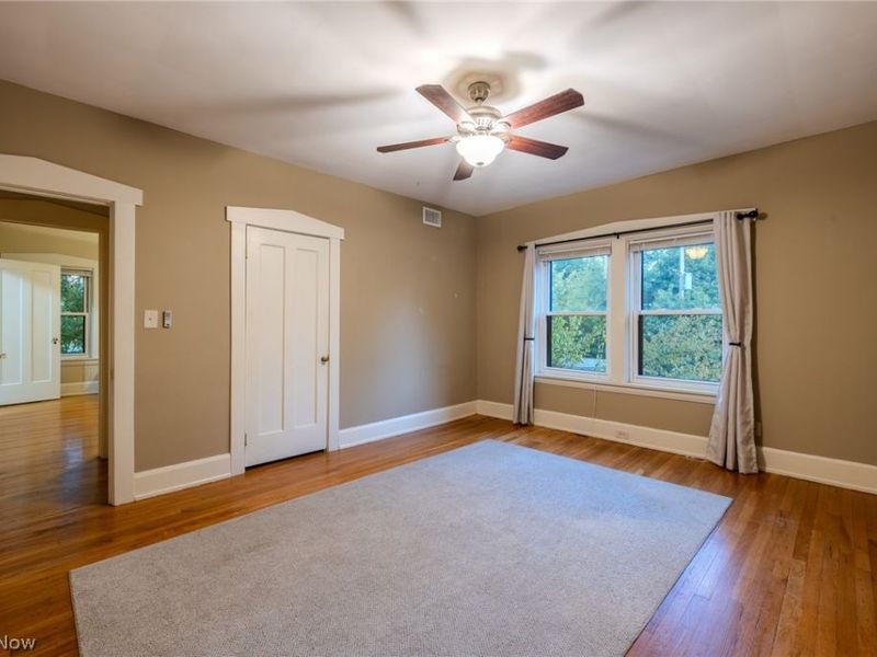 2472 Overlook Road, Cleveland Heights, OH 44106 Photo 16