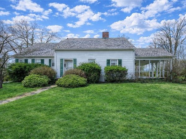 160 Maus Drive, Irwin, PA 15642