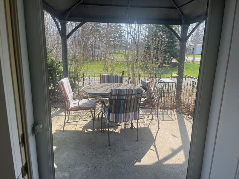 9484 Buckeye Drive, Huntsville, OH 43324 Photo 21