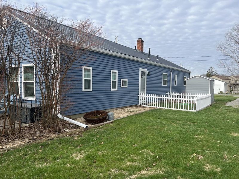 9484 Buckeye Drive, Huntsville, OH 43324 Photo 4