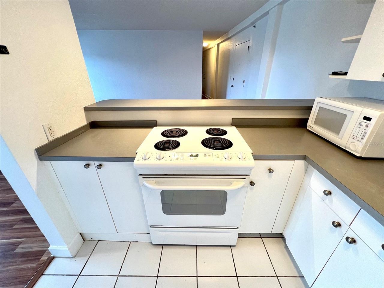 3315 58th Avenue S, Unit 318, Saint Petersburg, FL 33712 Photo