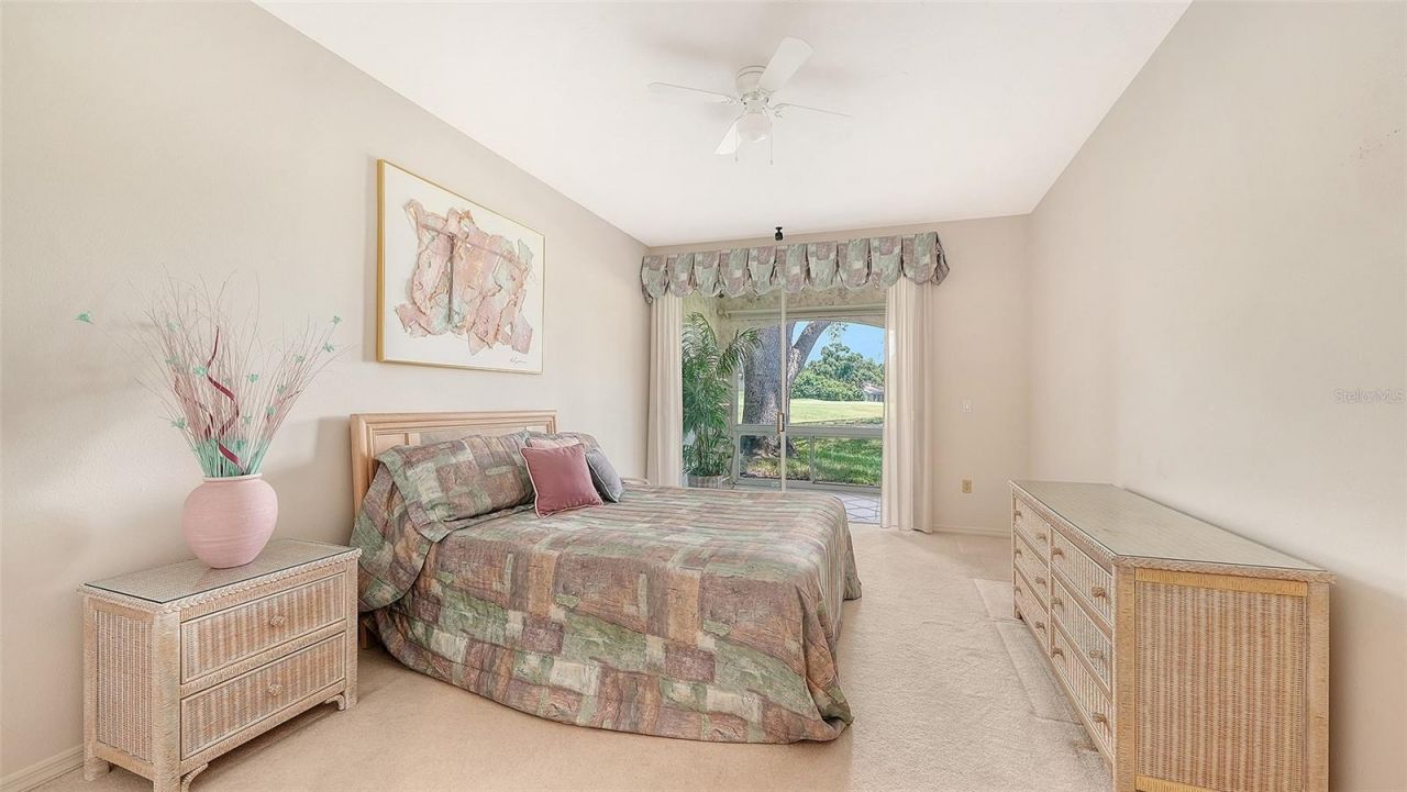 3864 Chatsworth Greene Court, Unit 10, Sarasota, FL 34235 Photo