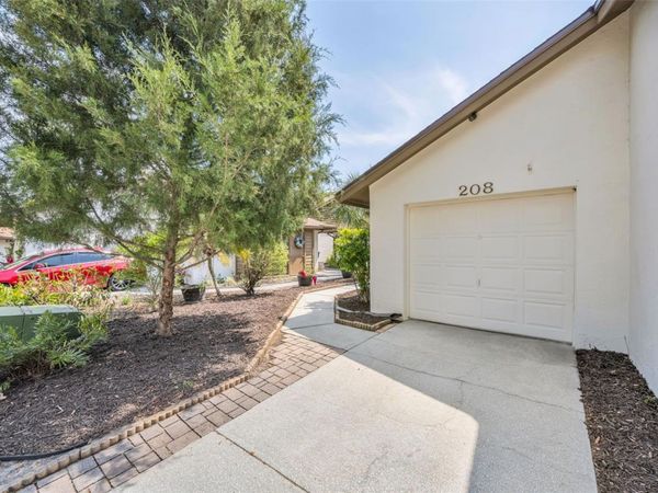 208 LIGHTHOUSE COURT , SAFETY HARBOR, FL 34695