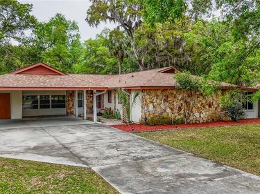 12 SPRING LAKE WAY, OCALA, FL 34472