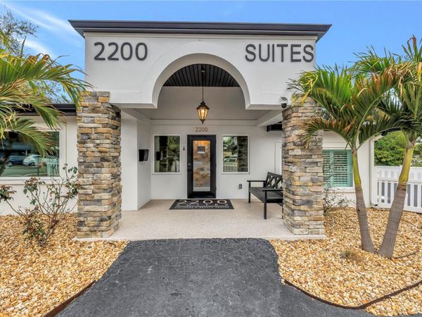 2200 49TH STREET N, ST PETERSBURG, FL 33710