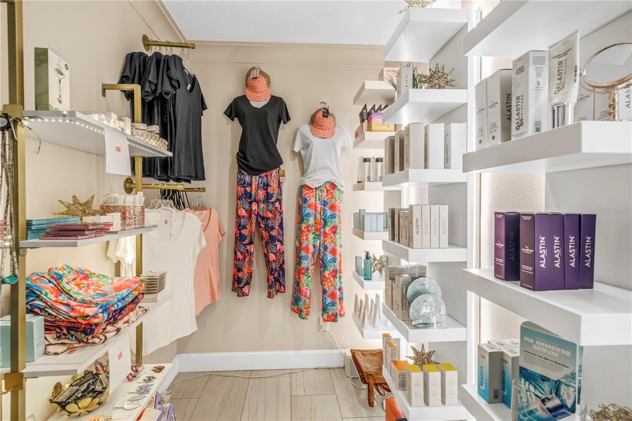 2200 49th Street N, Saint Petersburg, FL 33710 Photo