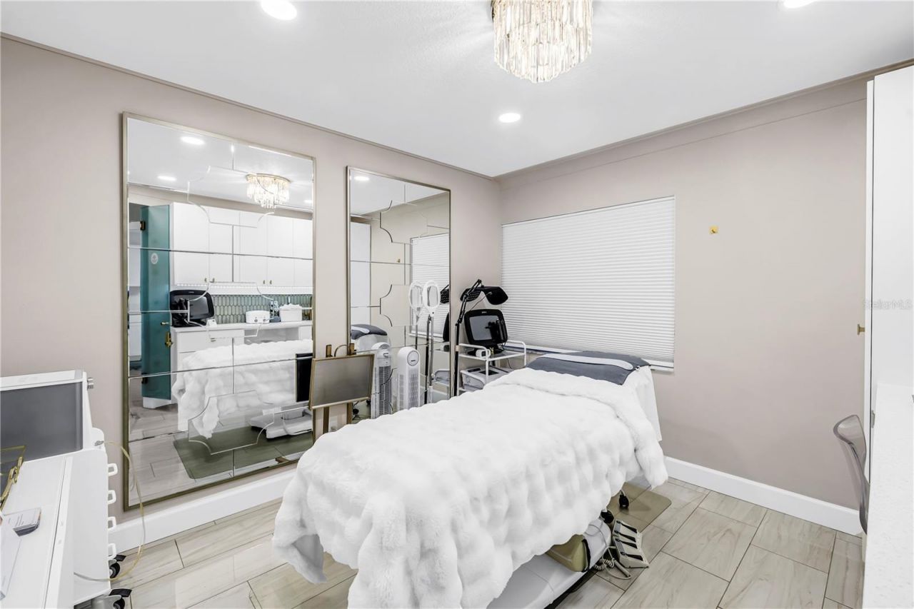 2200 49th Street N, Saint Petersburg, FL 33710 Photo