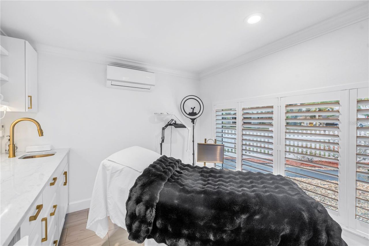 2200 49th Street N, Saint Petersburg, FL 33710 Photo