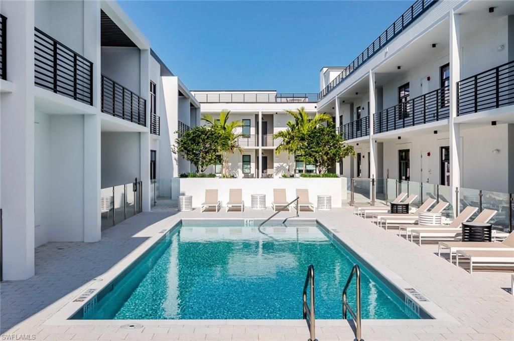 850 Central Ave , Unit 204, Naples, FL 34102 Photo