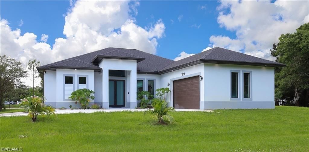 109 14th St Se, Naples, FL 34117 Photo