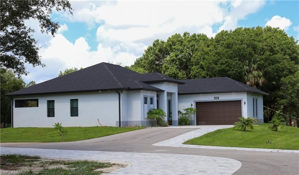 109 14th St Se, Naples, FL 34117 Photo