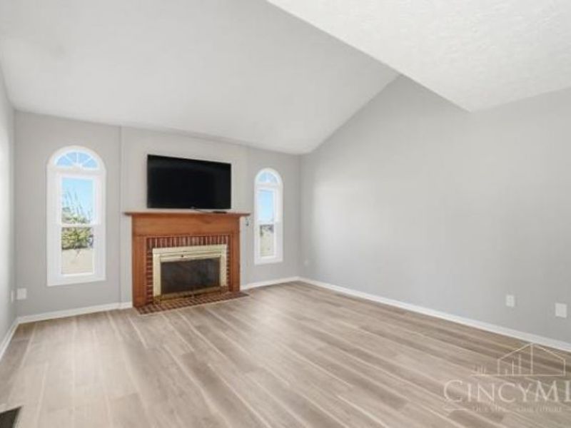 9891 McCauly Woods Drive, West Chester, OH 45241 Photo 17