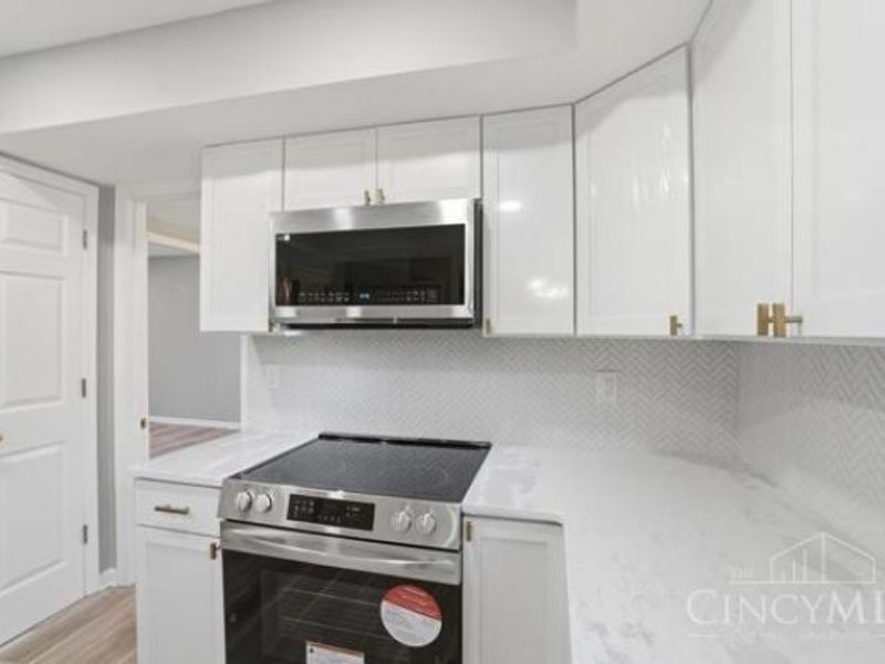 9891 McCauly Woods Drive, West Chester, OH 45241 Photo 24