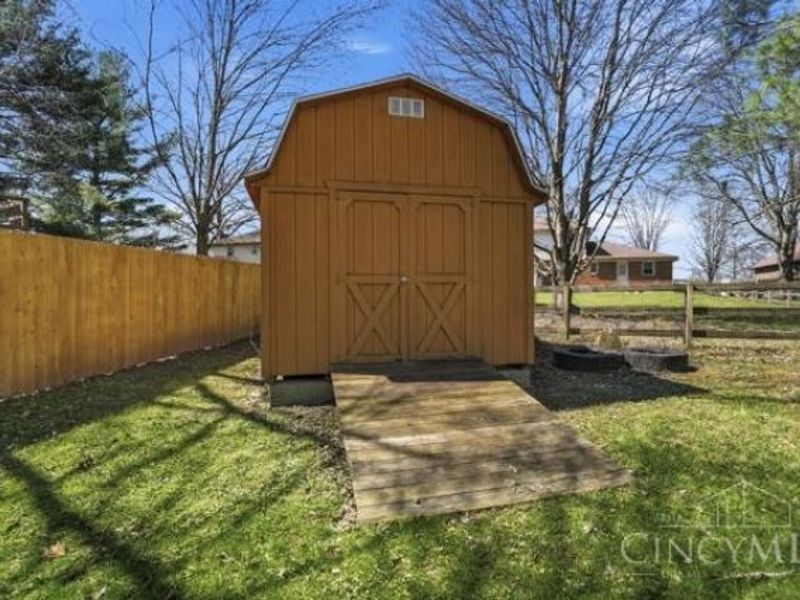 9891 McCauly Woods Drive, West Chester, OH 45241 Photo 58