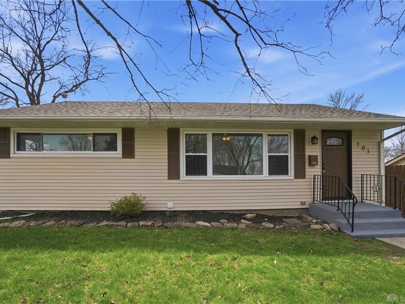 701 Southline Drive, Lebanon, OH 45036 Photo 1