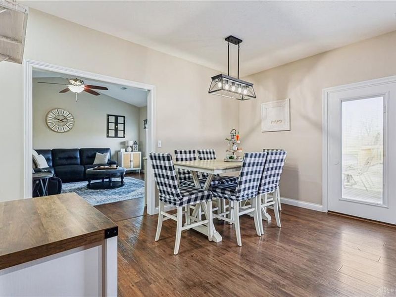 1694 McClellan Road, Spring Valley Township, OH 45385 Photo 14