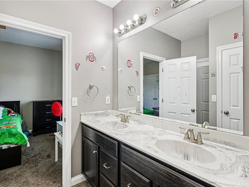 1694 McClellan Road, Spring Valley Township, OH 45385 Photo 25