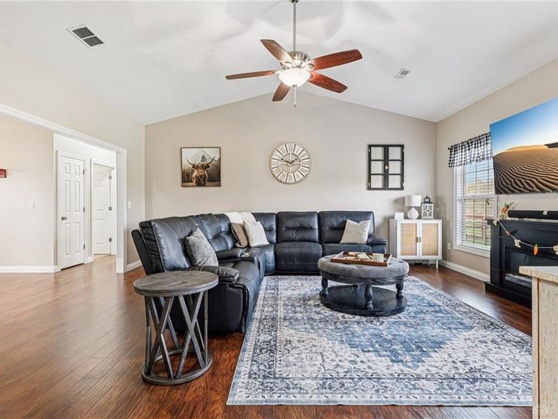 1694 McClellan Road, Spring Valley Township, OH 45385 Photo 9