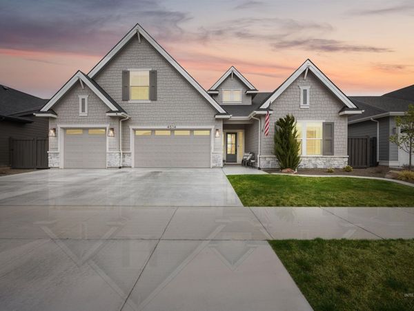 4514 W Durango Dr, Meridian, ID 83646