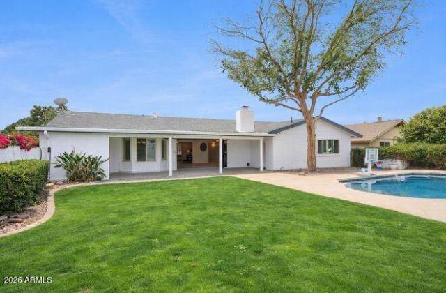 2064 E Kenwood Circle, Mesa, AZ 85213 Main Photo