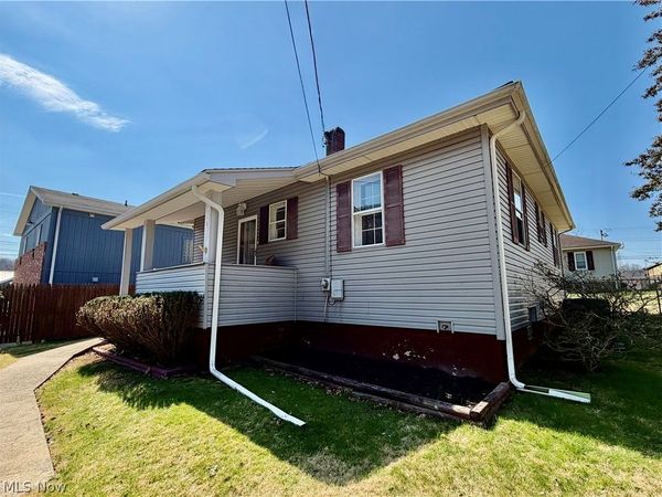 1115 Sutlers Alley, New Cumberland, WV 26047